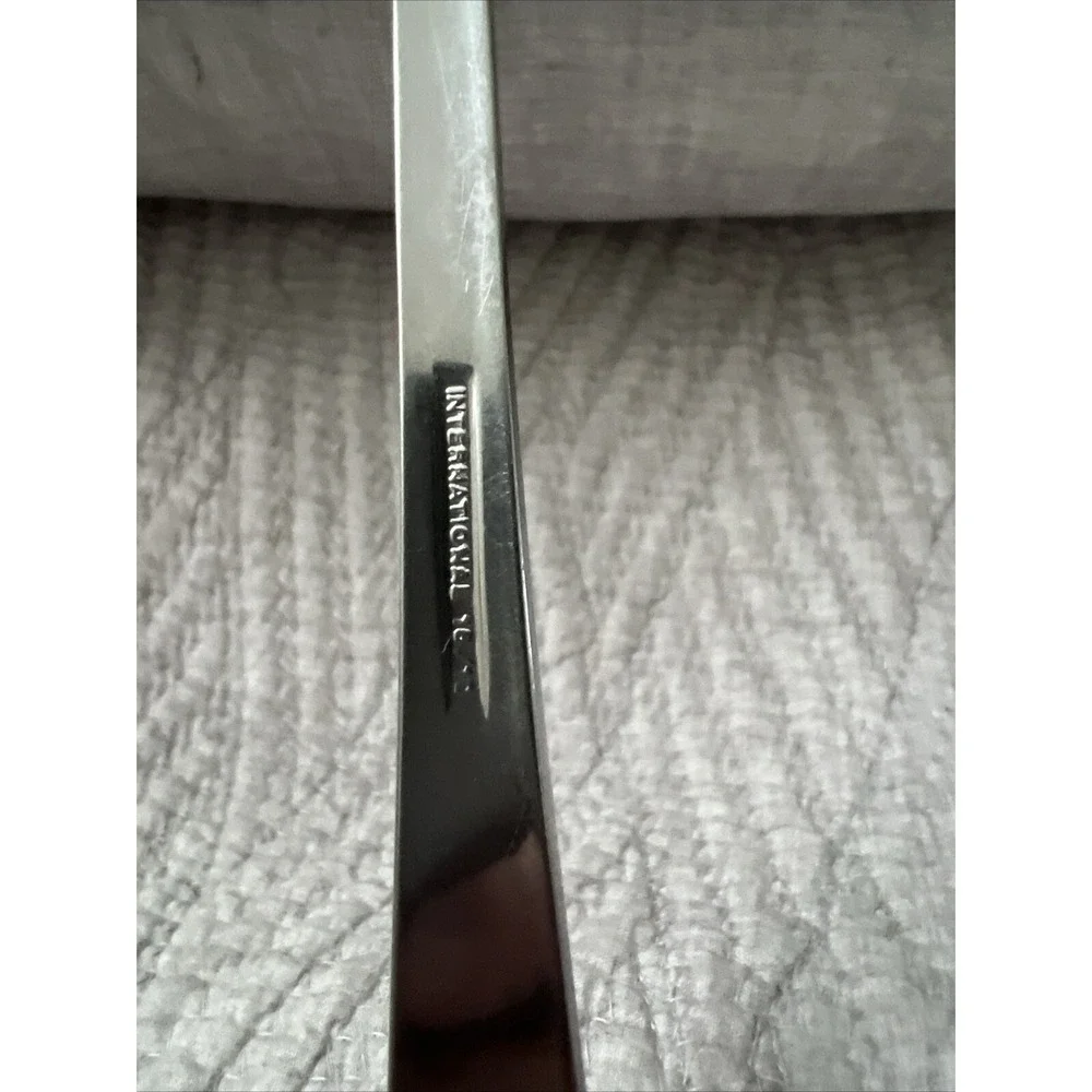 International 18/10 Stainless Steel INS330 Dinner‎ Fork 7 3/4